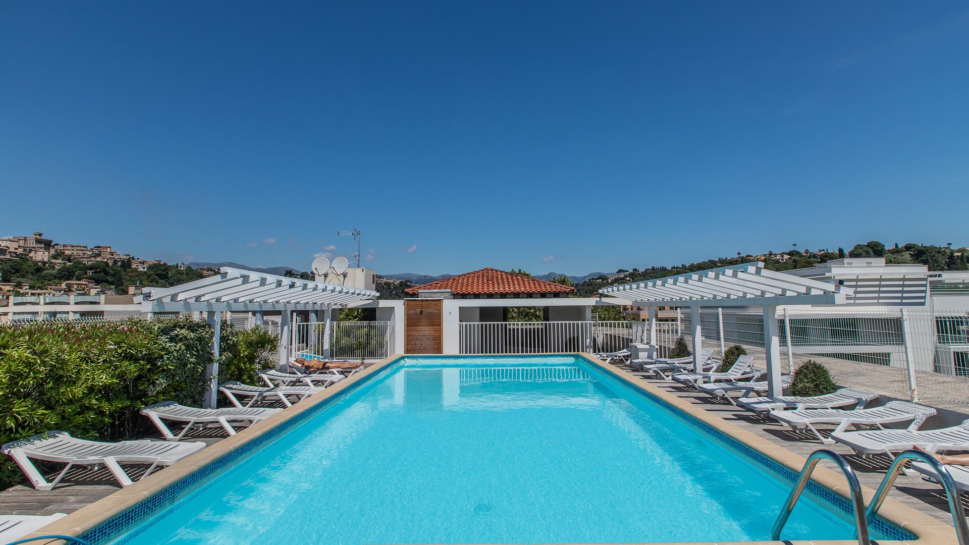 Vacanceole - Residence Le Crystal Cagnes-sur-Mer Zewnętrze zdjęcie