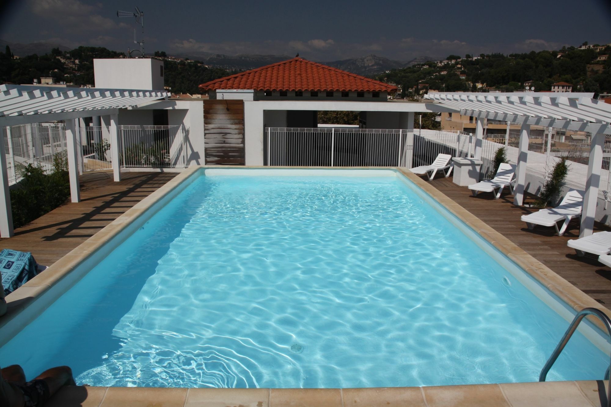 Vacanceole - Residence Le Crystal Cagnes-sur-Mer Zewnętrze zdjęcie